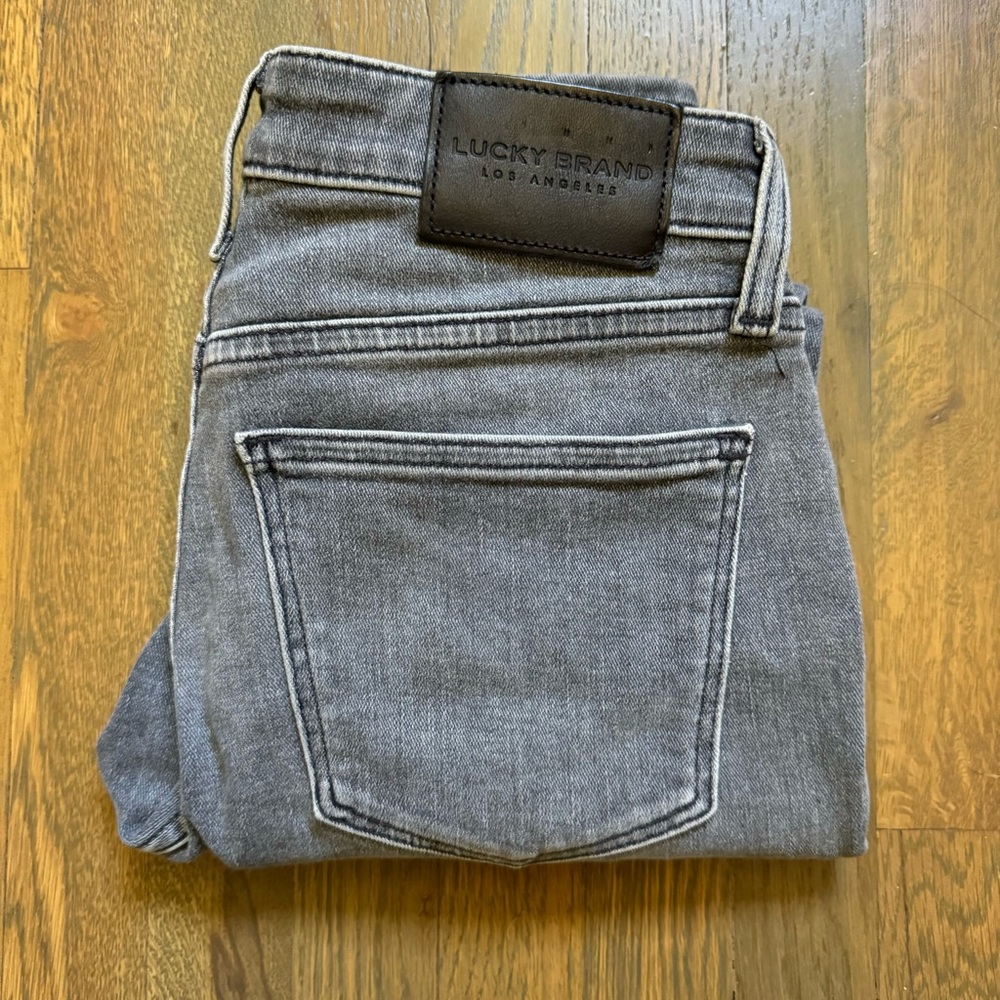 Lucky Brand grey Hayden Mid Rise Skinny jeans - Size 2/26